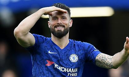 Επιβεβαίωσε το ενδιαφέρον για Ζιρού ο Πίρλο