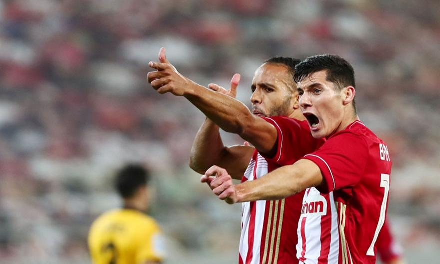 Νικολακόπουλος: «Ο Ολυμπιακός βάζει… καρμπόν και κερδίζει την ΑΕΚ»