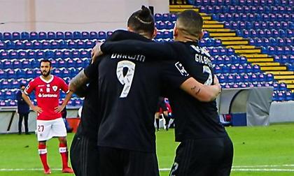 «Γκέλαρε» και έχασε έδαφος η Μπενφίκα