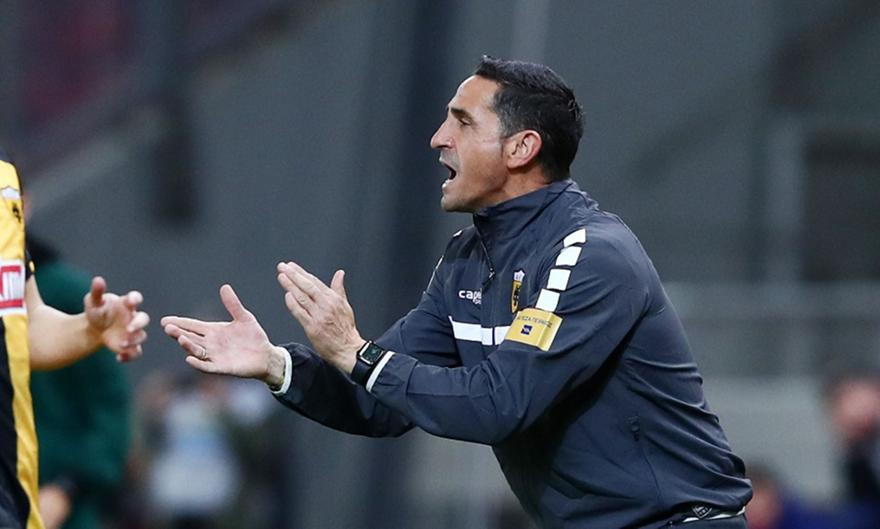 ΑΕΚ: Φουλ για δεξί μπακ και στόπερ