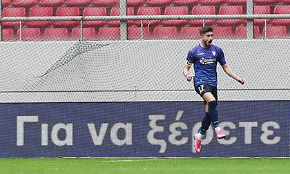 Δημήτρης Πινακάς: Ο 19χρονος ηγέτης της ΑΕΛ καλπάζει προς το κορυφαίο επίπεδο