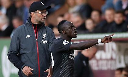 Κλοπ: «Ο Μανέ δεν βουτάει – Έπρεπε να έχουμε κερδίσει δύο πέναλτι»