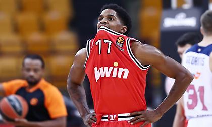 Απρόοπτο με ΜακΚίσικ στον Ολυμπιακό