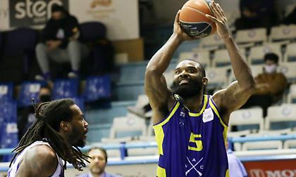 Τέλος από το Λαύριο ο Έβανς, πάει Ουκρανία