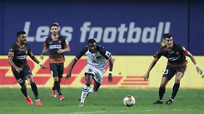 Απίθανος Ενομπακάρε, έκανε... χαζούς πέντε αντιπάλους του και σκόραρε γκολάρα (video)