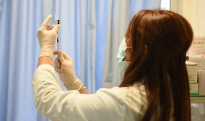 Βρετανία: Έρχεται εμβόλιο- «έξυπνο» τσιρότο που θα παρακολουθεί τον οργανισμό