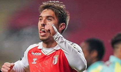 Πλησίασε και περιμένει η Μπράγκα