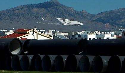 Σοκ στα Κατεχόμενα: 14χρονος σκότωσε τους γονείς του και αυτοπυροβολήθηκε