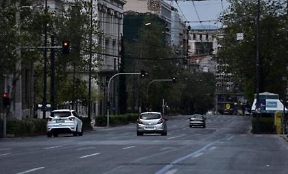 Επίσημο: Παρατείνεται το lockdown - Οι ανακοινώσεις Χαρδαλιά για λιανεμπόριο, κομμωτήρια