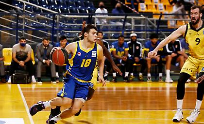 Καράμπελας:«Είμαι μικρός μόνο στην ηλικία, ο κόουτς με πιστεύει»