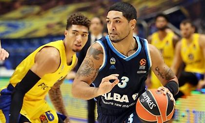 Σίβα: «Ο Πιτίνο σου δημιουργεί κίνητρο – Φάουλ η τελευταία άμυνα του Ολυμπιακού» (video)