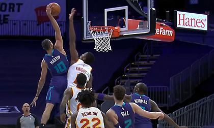 Φοβερά καρφώματα από Μάρτιν και Ολαντίπο στο Top 10