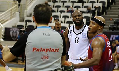 Μεσολόγγι: «Δεν ανεχόμαστε την προκλητική συμπεριφορά του διαιτητή Μάνου»