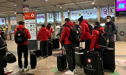 Ακόμη «κολλημένη» στην Ισπανία η Αρμάνι, πήγε με τρένο στη Βαλένθια