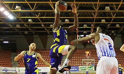 Ασταμάτητο το Λαύριο, πέρασε και από τη Λάρισα