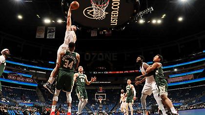 Πέταξε πάνω από τον Γιάννη ο Γκόρντον στο Top 10 (video)