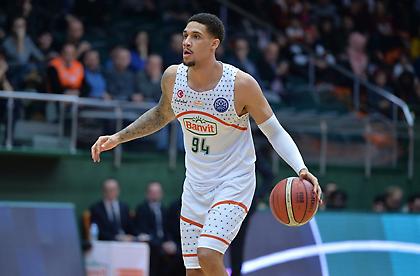 Στην Ιρόνι Ναχαρίγια ο ΜακΚένζι Μουρ