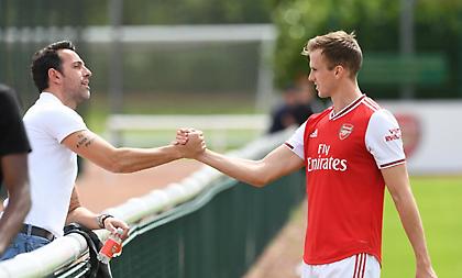 «Έδεσε» Χόλντινγκ η Άρσεναλ