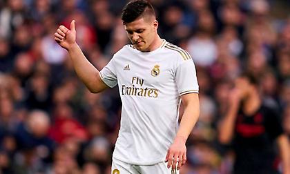 Επιστρέφει στην Άιντραχτ ο Γιόβιτς