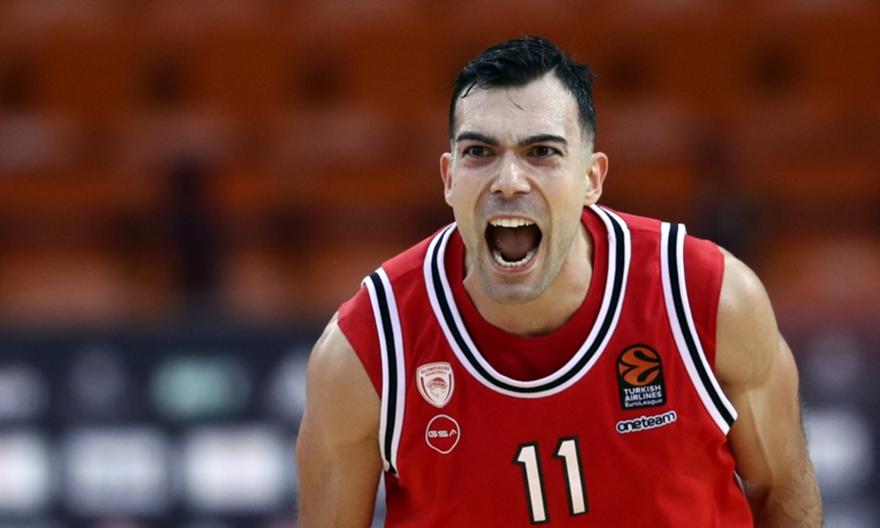 Σλούκας: «Παίξαμε καλή άμυνα στις κρίσιμες στιγμές»