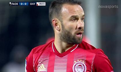 ΠΑΟΚ-Ολυμπιακός: Εκτέλεση φάουλ από τον Βαλμπουενά, εκτίναξη του Πασχαλάκη!