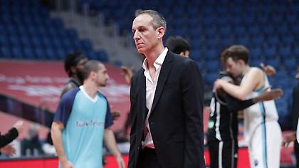 Χάποελ: Ευχαρίστησε τον Κάτας (pic)