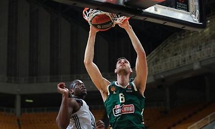 Παπαγιάννης: Μεγάλη εμφάνιση και διπλό ρεκόρ καριέρας στην Ευρωλίγκα (videos)