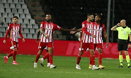 Κρατάει τον βαθμό και προχωράει ο Ολυμπιακός