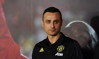 Μπερμπάτοφ: Ξεκινάει την προπονητική χωρίς να πληρώνεται