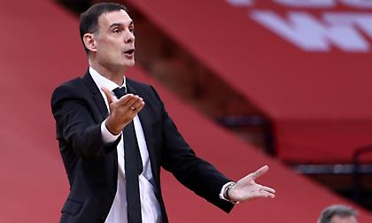 Ξέσπασε σε… μπουκάλι με νερό ο Μπαρτζώκας! (video)