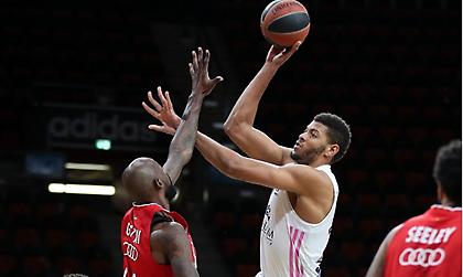 «Απέδρασε» από το Μόναχο με μαγικό Ταβάρες η Ρεάλ