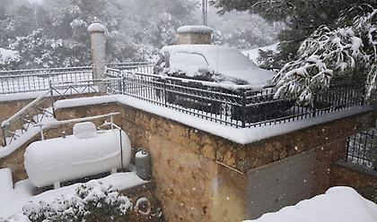 Χωρίς ρεύμα περιοχές στην Ανατολική Θεσσαλονίκη λόγω της επέλασης του χιονιά
