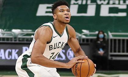 Αντετοκούνμπο: Η χειρότερη επίδοση σε βολές στην ιστορία των Μπακς!