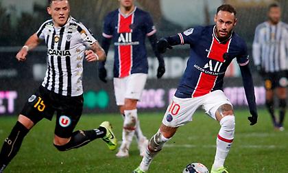 Έσπασε το μπλόκο της Ανζέ η Παρί!