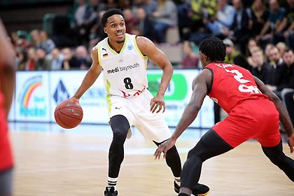 Περιστέρι: Παίρνει τον Τζέιμς Γούνταρντ