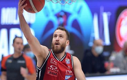 Περίπατος Αρμάνι με Ρέτζιο Εμίλια