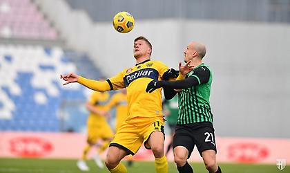 Αυτοκτονία για Πάρμα, έβγαλε αντίδραση με τεσσάρα η Κροτόνε