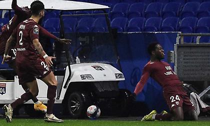 Ζαλίστηκε από την κορυφή η Λιόν!