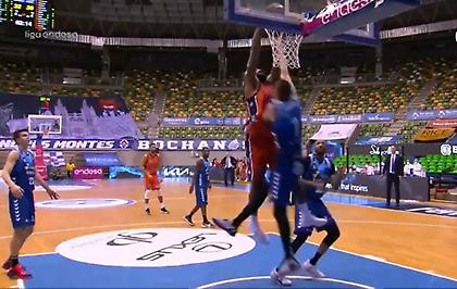 Ιπτάμενος Ντέρικ Γουίλιαμς στην κορυφή του top-7 της ACB (vid)