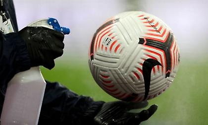 Μεγάλη μείωση στα νέα κρούσματα κορωνοϊού στην Premier League