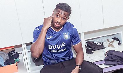 Δανεικός στην Άντερλεχτ ο Ντιαμπί