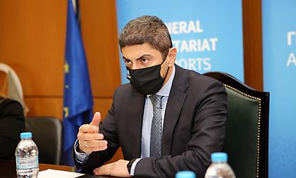 Αναστέλλει τη χρηματοδότηση της ομοσπονδίας ιστιοπλοΐας η κυβέρνηση