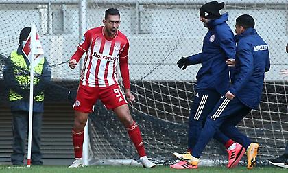 Τα απίστευτα του Χασάν: Όλα με κεφαλιές, με σέντρες από δεξιά κι ερχόμενος από τον πάγκο!
