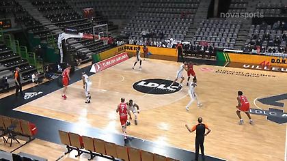 Το εκπληκτικό κάρφωμα του ΜακΚίσικ (video)