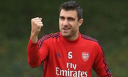 Επιμένουν οι Άγγλοι για Ολυμπιακό και Σωκράτη