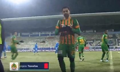 Χτύπησε αντίπαλο και αποβλήθηκε ο Τζαβέλλας (video)