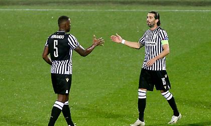 Τσορμπατζόγλου: «Τα φαβορί και τα διλήμματα για το ΠΑΟΚ-ΑΕΚ»