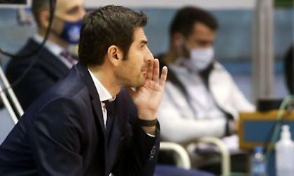 Καλύβας: «Τα παιχνίδια αυτά κρίνονται στην άμυνα»