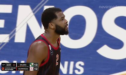 Ζαλγκίρις-Ολυμπιακός: Δύσκολο τρίποντο από τον Χάρισον (vid)