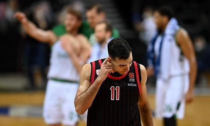 Τα απίθανα λάθη του Ολυμπιακού στα τελευταία 30’’ που κόστισαν την ήττα (video)